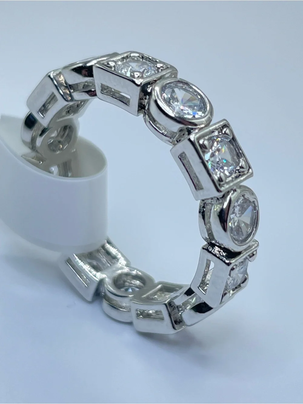 Swarovski Crystal Elements White Eternity Band Ring Geometric Bezel Set Sz 8